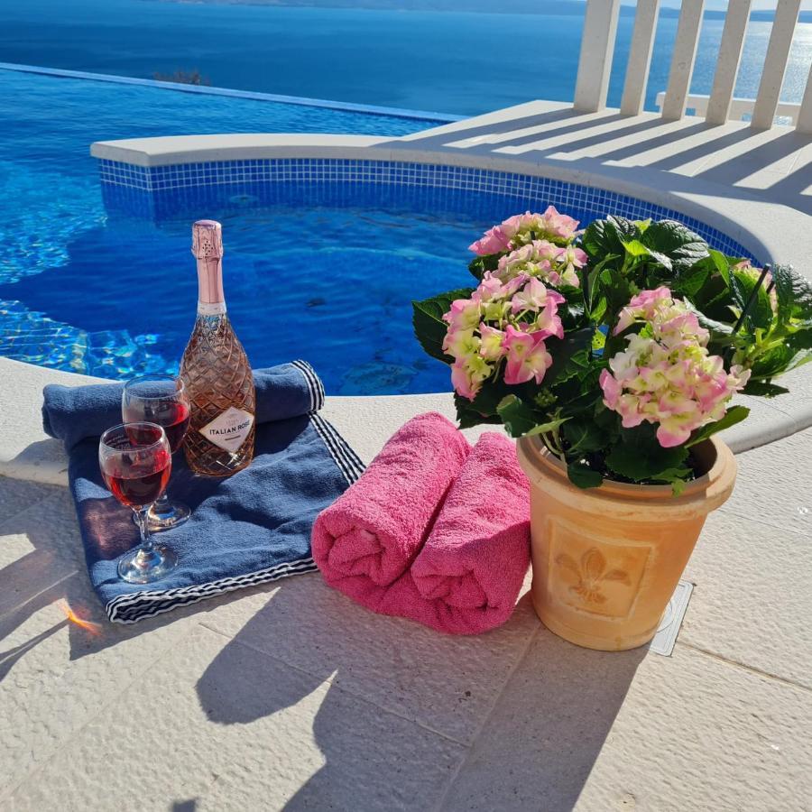 Sea View Luxury Apart Hotel Villa Conte With Swiming Pool And Romantic Spa Podstrana Exteriér fotografie
