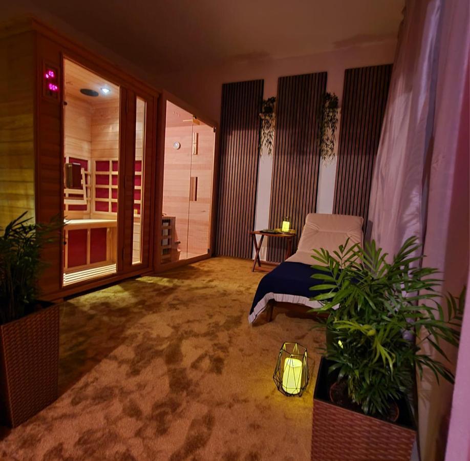 Sea View Luxury Apart Hotel Villa Conte With Swiming Pool And Romantic Spa Podstrana Exteriér fotografie