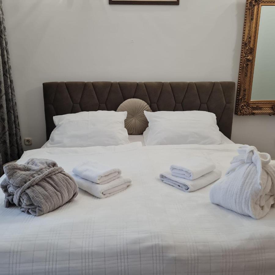 Sea View Luxury Apart Hotel Villa Conte With Swiming Pool And Romantic Spa Podstrana Exteriér fotografie