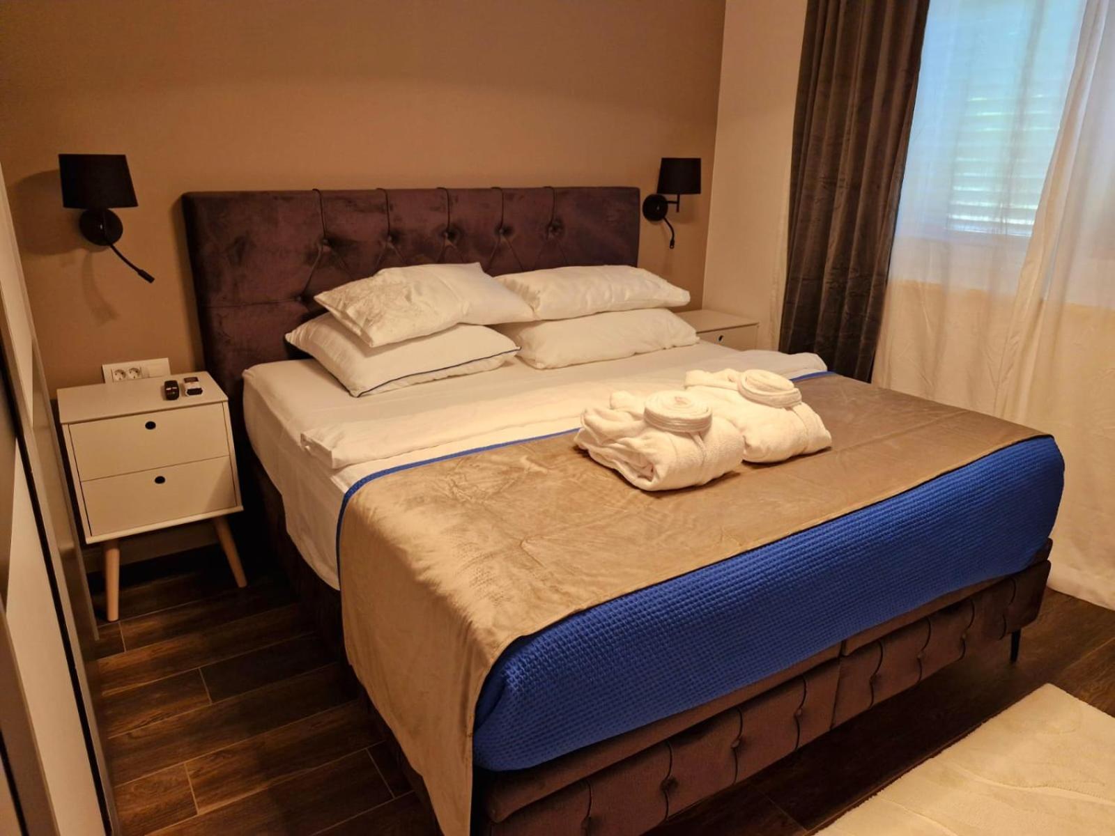 Sea View Luxury Apart Hotel Villa Conte With Swiming Pool And Romantic Spa Podstrana Exteriér fotografie