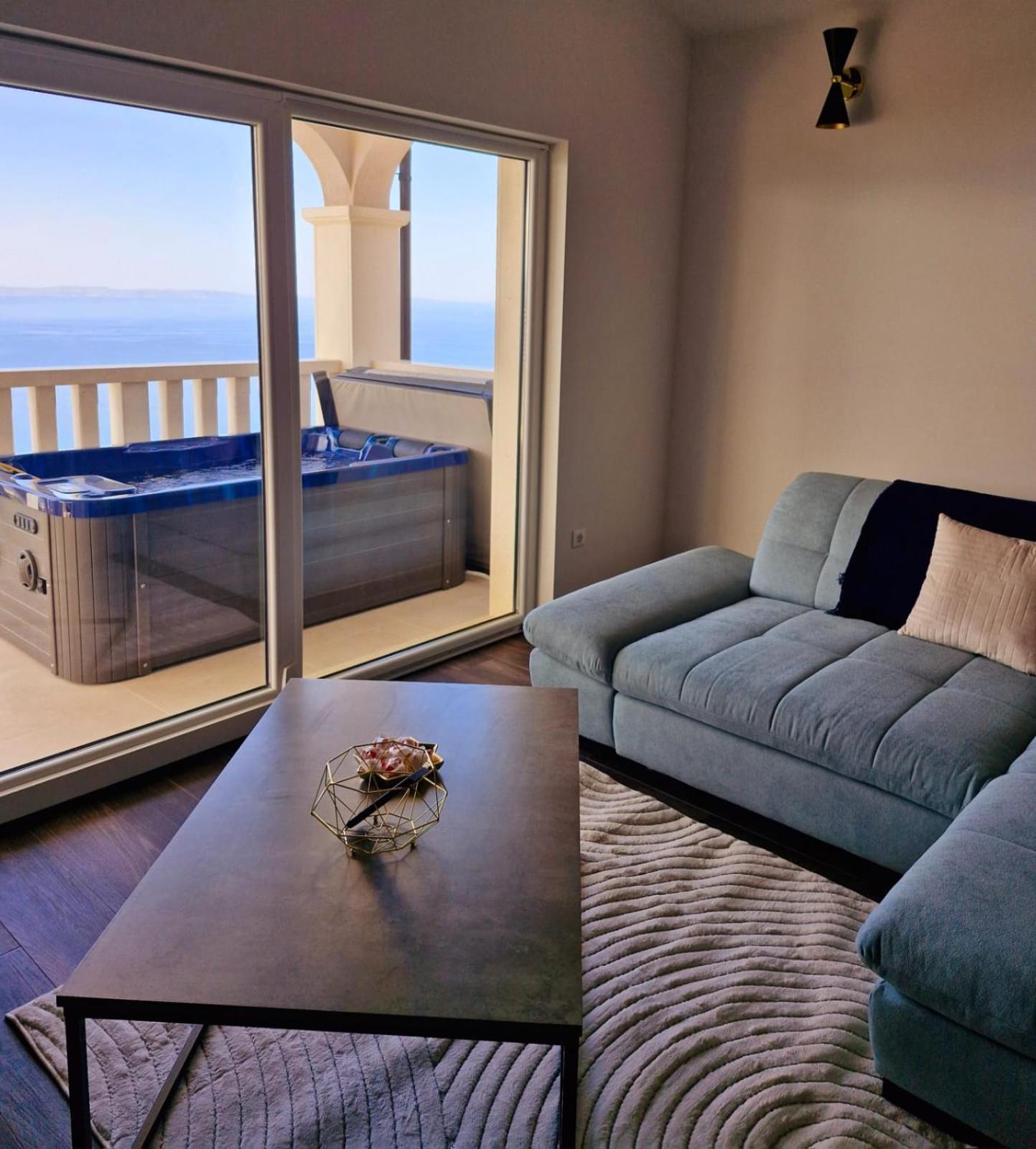 Sea View Luxury Apart Hotel Villa Conte With Swiming Pool And Romantic Spa Podstrana Exteriér fotografie