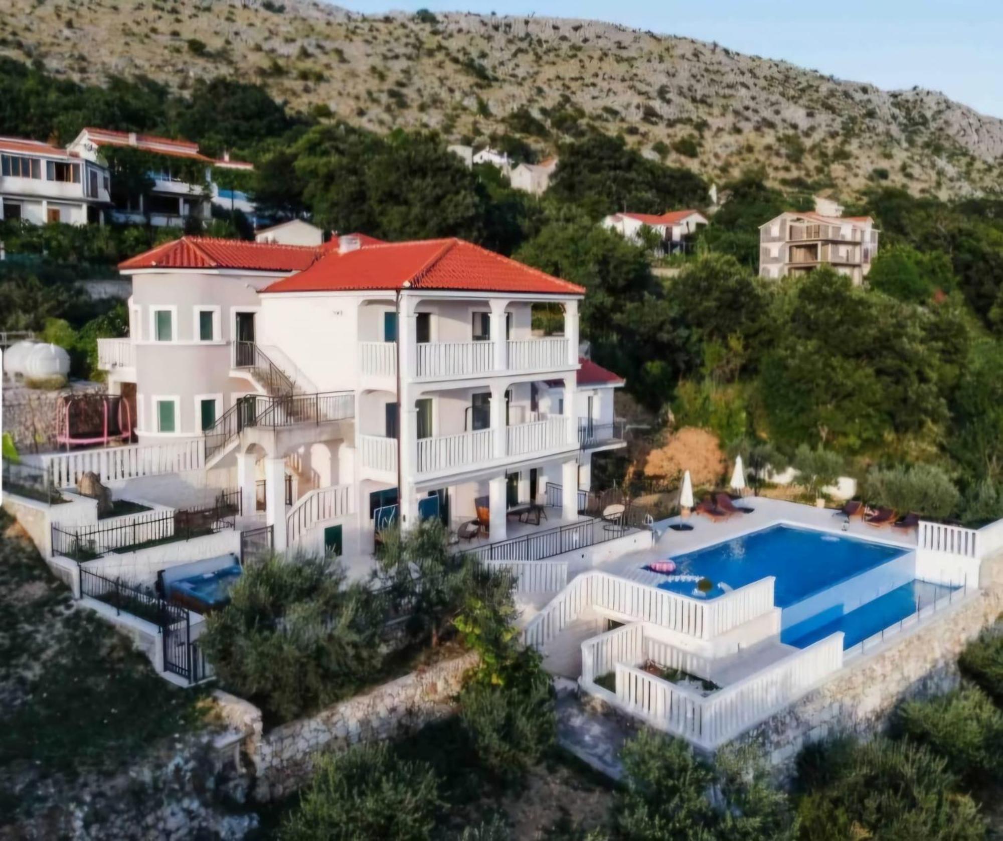 Sea View Luxury Apart Hotel Villa Conte With Swiming Pool And Romantic Spa Podstrana Exteriér fotografie